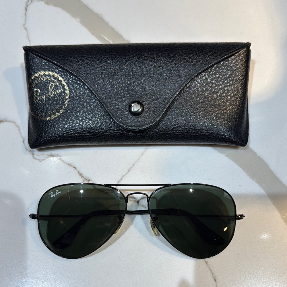 Ray-Ban Black Textured Leather Sunglasses Holder